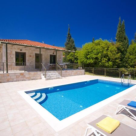Forest Villas Kefalonia Logarata Eksteriør bilde