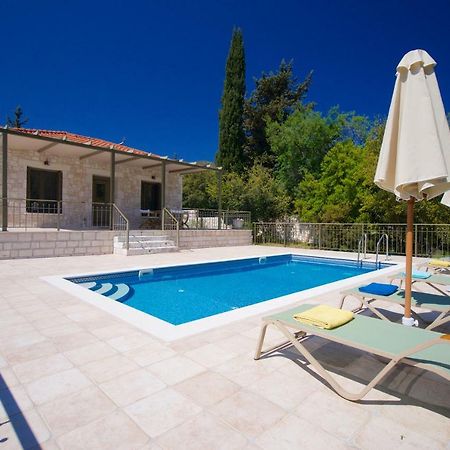 Forest Villas Kefalonia Logarata Eksteriør bilde