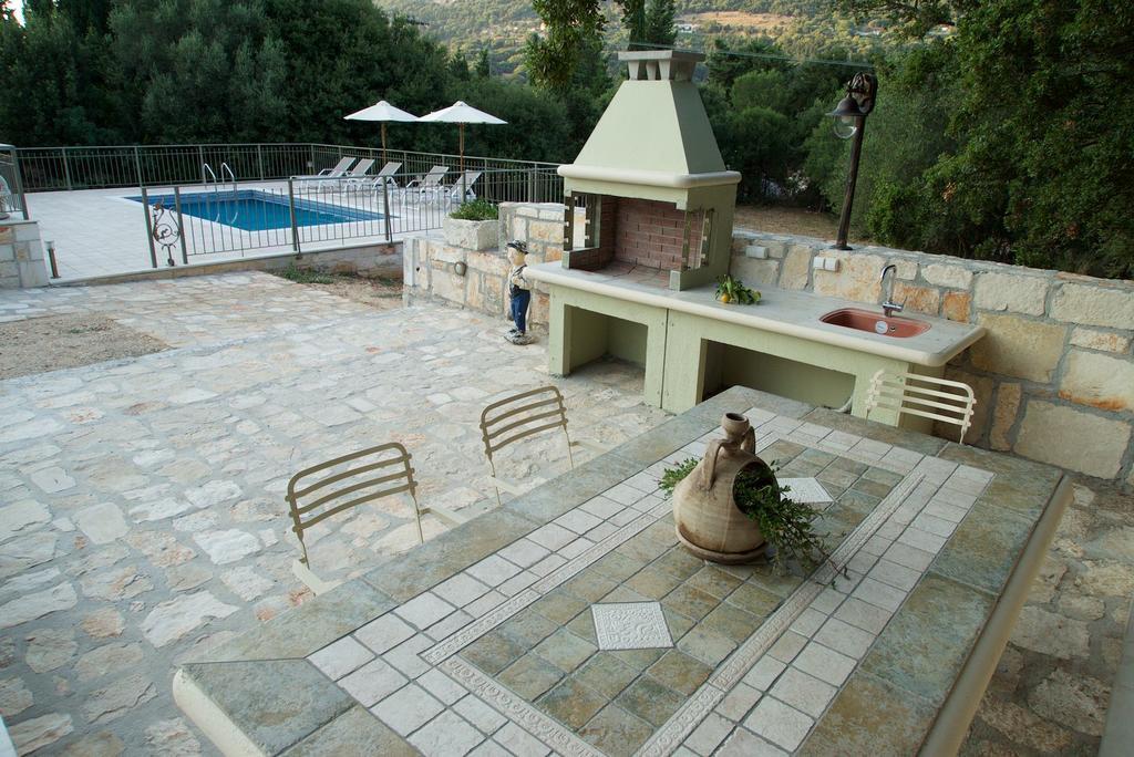 Forest Villas Kefalonia Logarata Eksteriør bilde