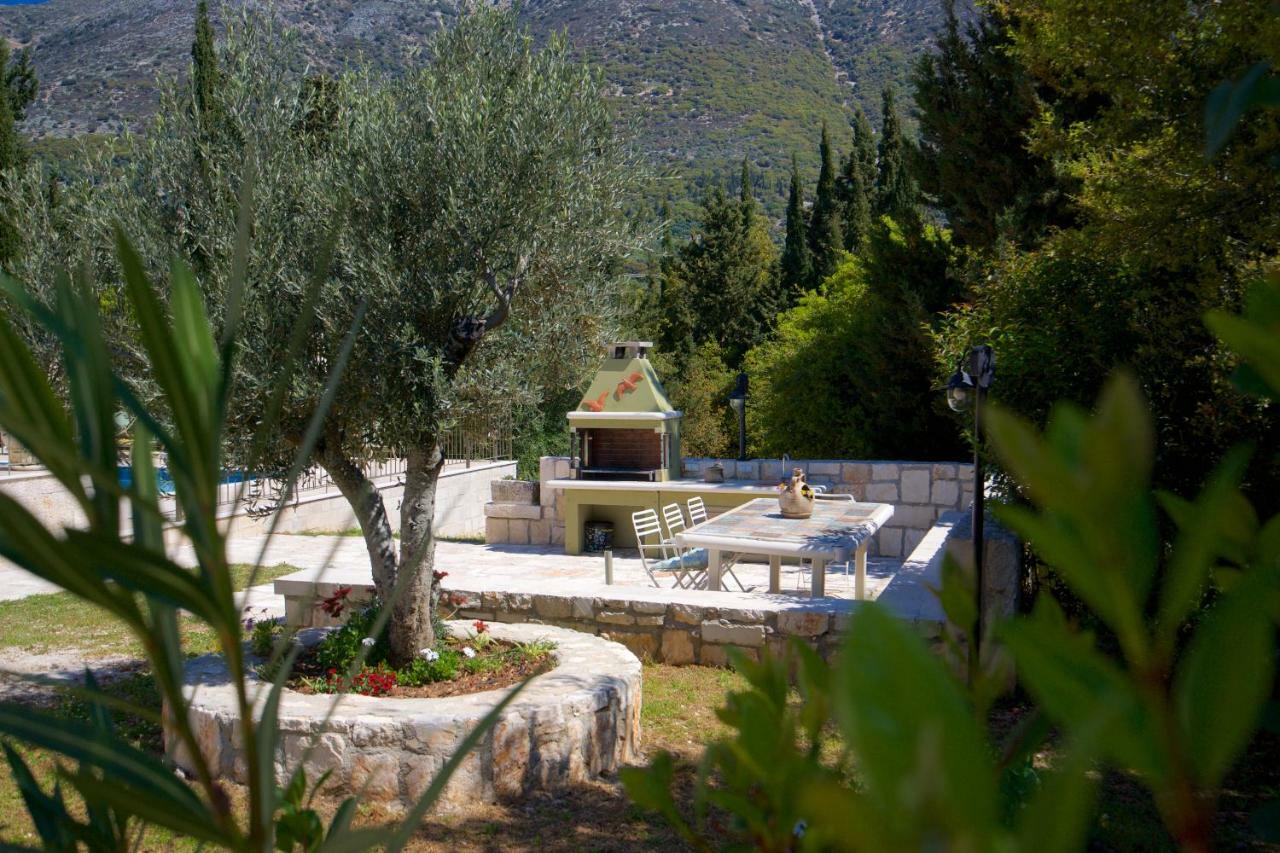 Forest Villas Kefalonia Logarata Eksteriør bilde