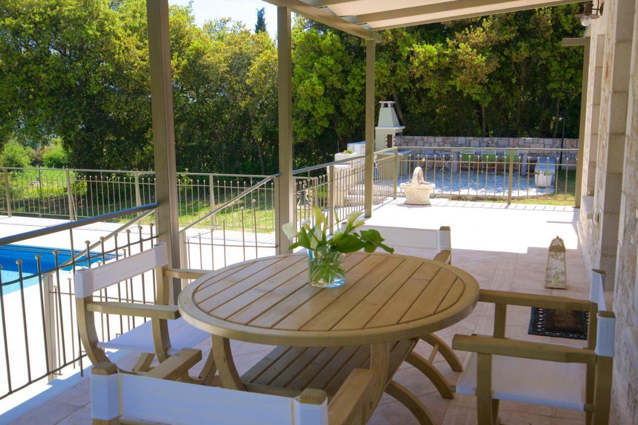 Forest Villas Kefalonia Logarata Eksteriør bilde