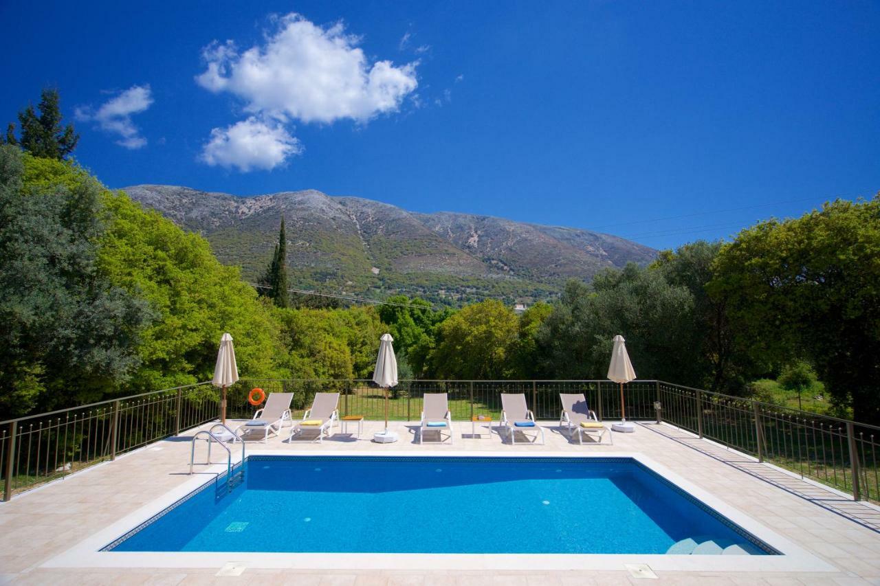 Forest Villas Kefalonia Logarata Eksteriør bilde