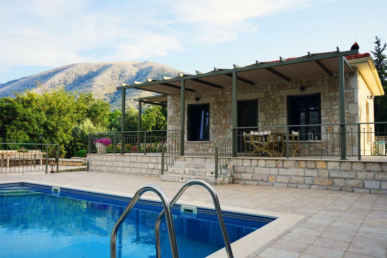 Forest Villas Kefalonia Logarata Eksteriør bilde